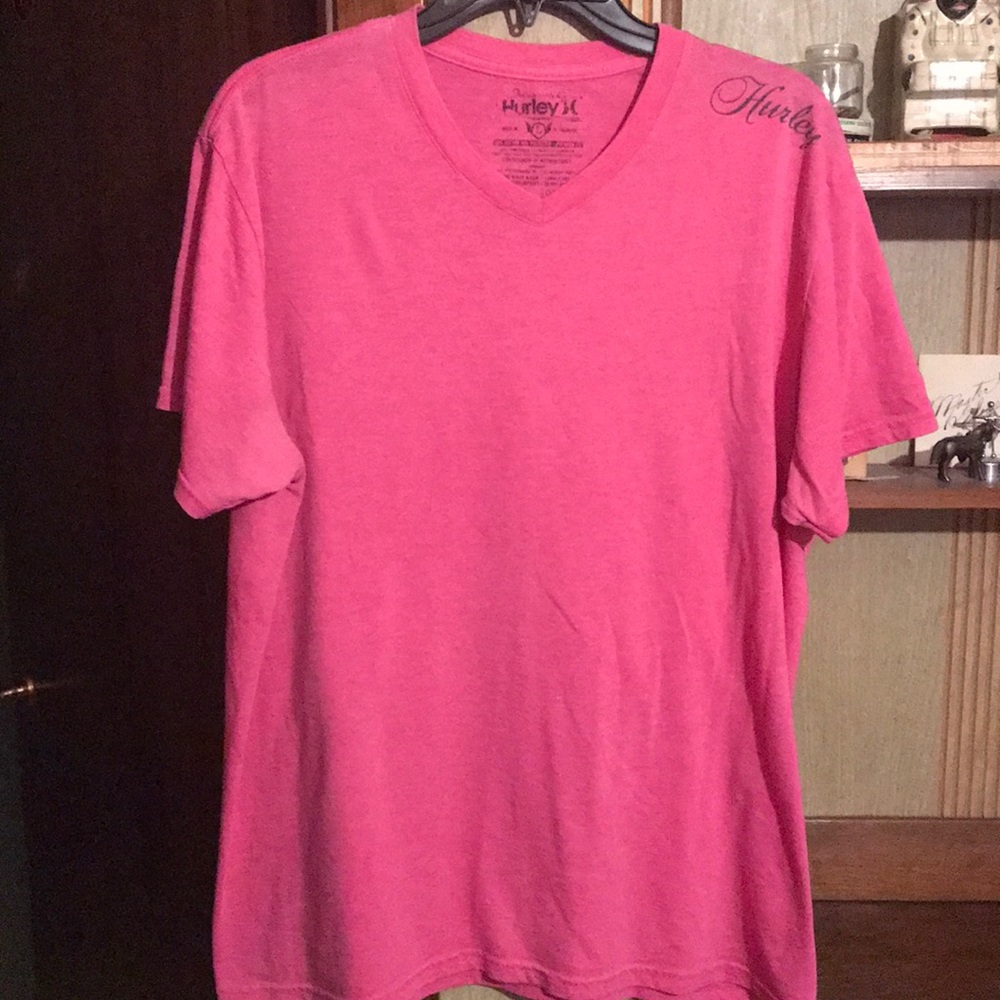 Men’s v-neck shirt